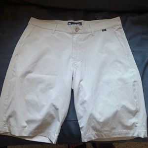 Travis Mathew flat front shorts Men’s